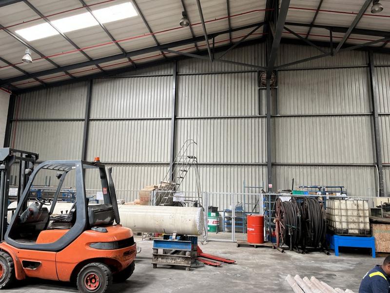 To Let commercial Property for Rent in Montague Gardens Western Cape